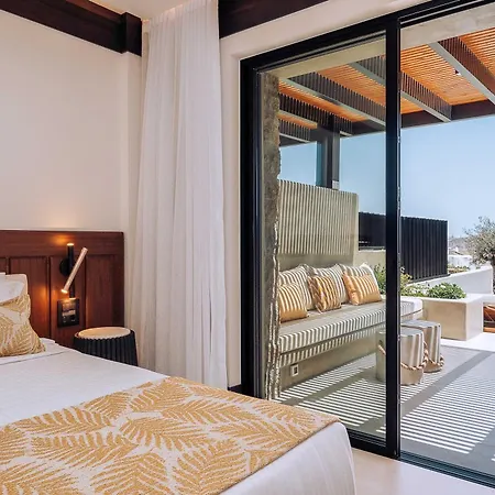Noir Mykonos