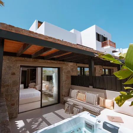 Noir Mykonos