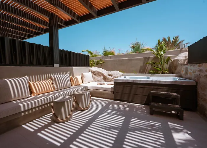 Noir Mykonos Resort *